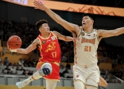 爱游戏世界杯2026-福建队表现出色，有望冲击后阶段