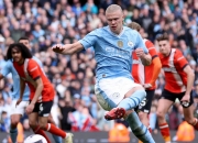 爱游戏世界杯2026-塞内加尔轻取利物浦，哈兰德状态火热