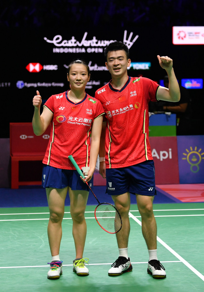 印尼队碾压日本队，郑思维统治全场