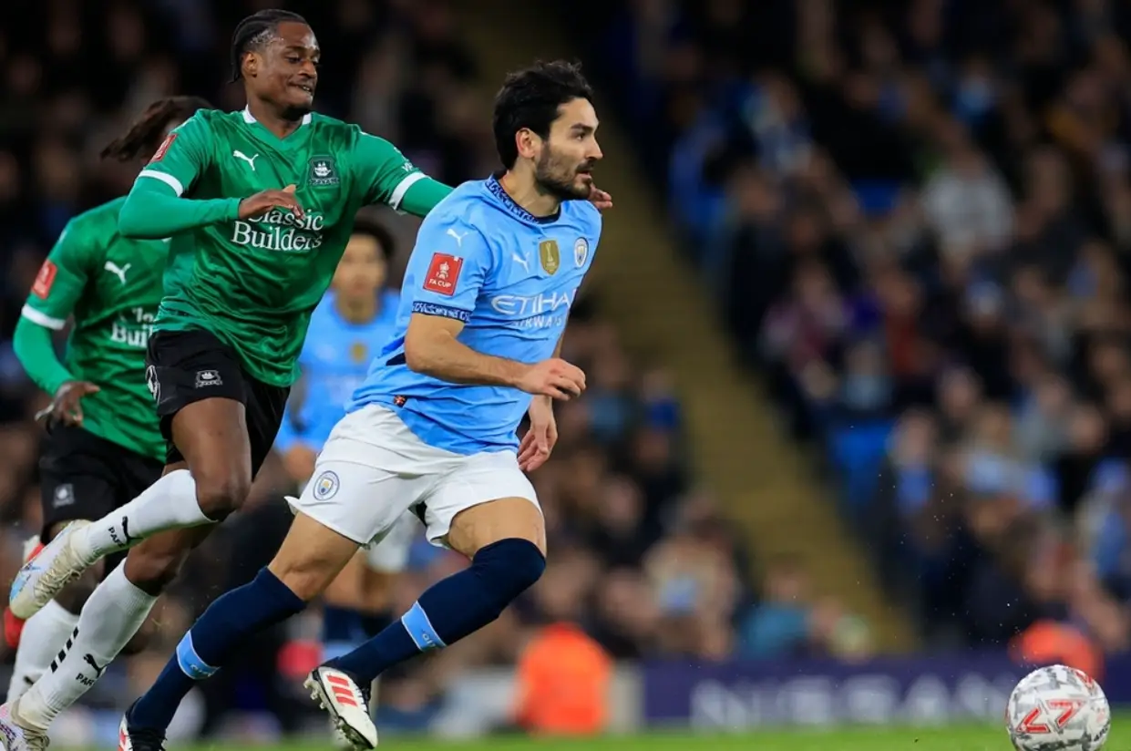 曼城轻取巴黎，马丁内利关键制胜