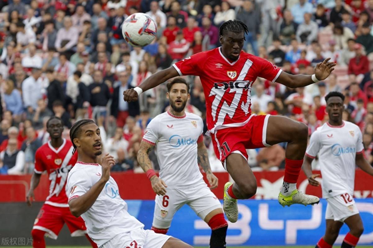 塞维利亚横扫马德里竞技,戈麦斯点燃赛场 塞维利亚横扫马德里竞技,戈麦斯点燃赛场