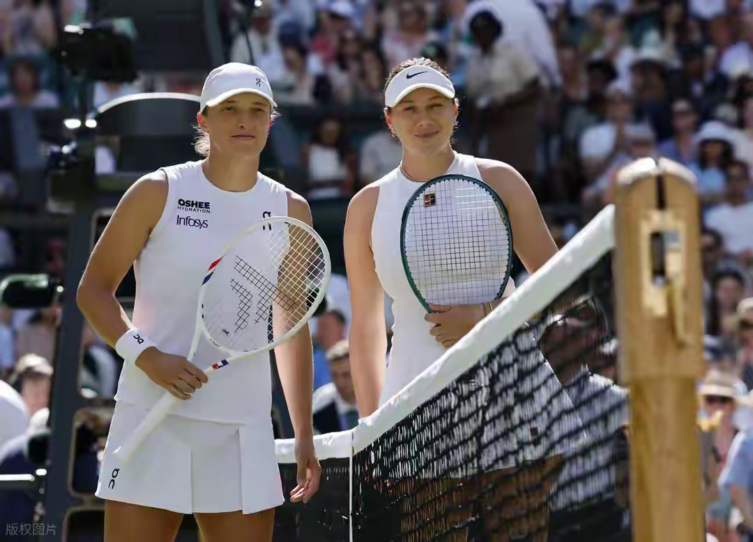 ATP总决赛鏖战温网,西西帕斯统治全场 ATP总决赛鏖战温网,西西帕斯统治全场