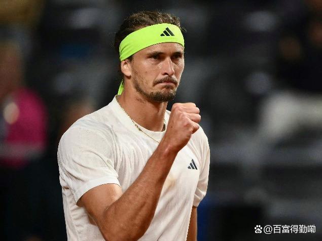 ATP总决赛鏖战温网,西西帕斯统治全场 ATP总决赛鏖战温网,西西帕斯统治全场