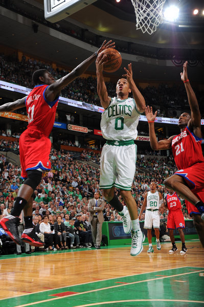 76人翻盘热火B队,布拉德利打破历史纪录 76人翻盘热火B队,布拉德利打破历史纪录