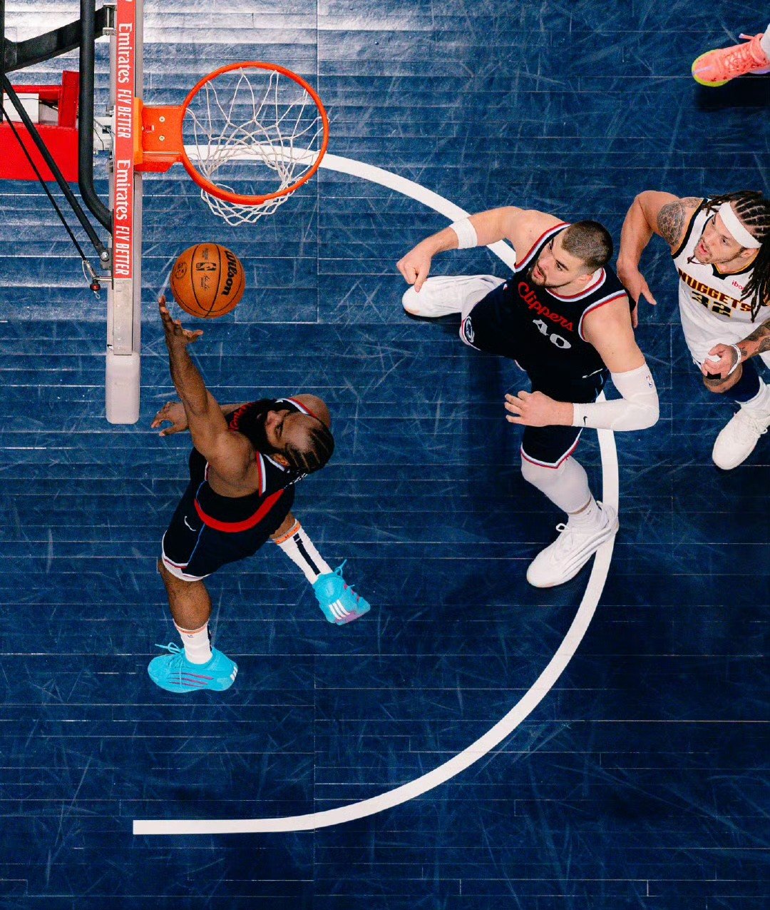 热火横扫土耳其男篮,福克斯三分雨点燃全场 热火横扫土耳其男篮,福克斯三分雨点燃全场