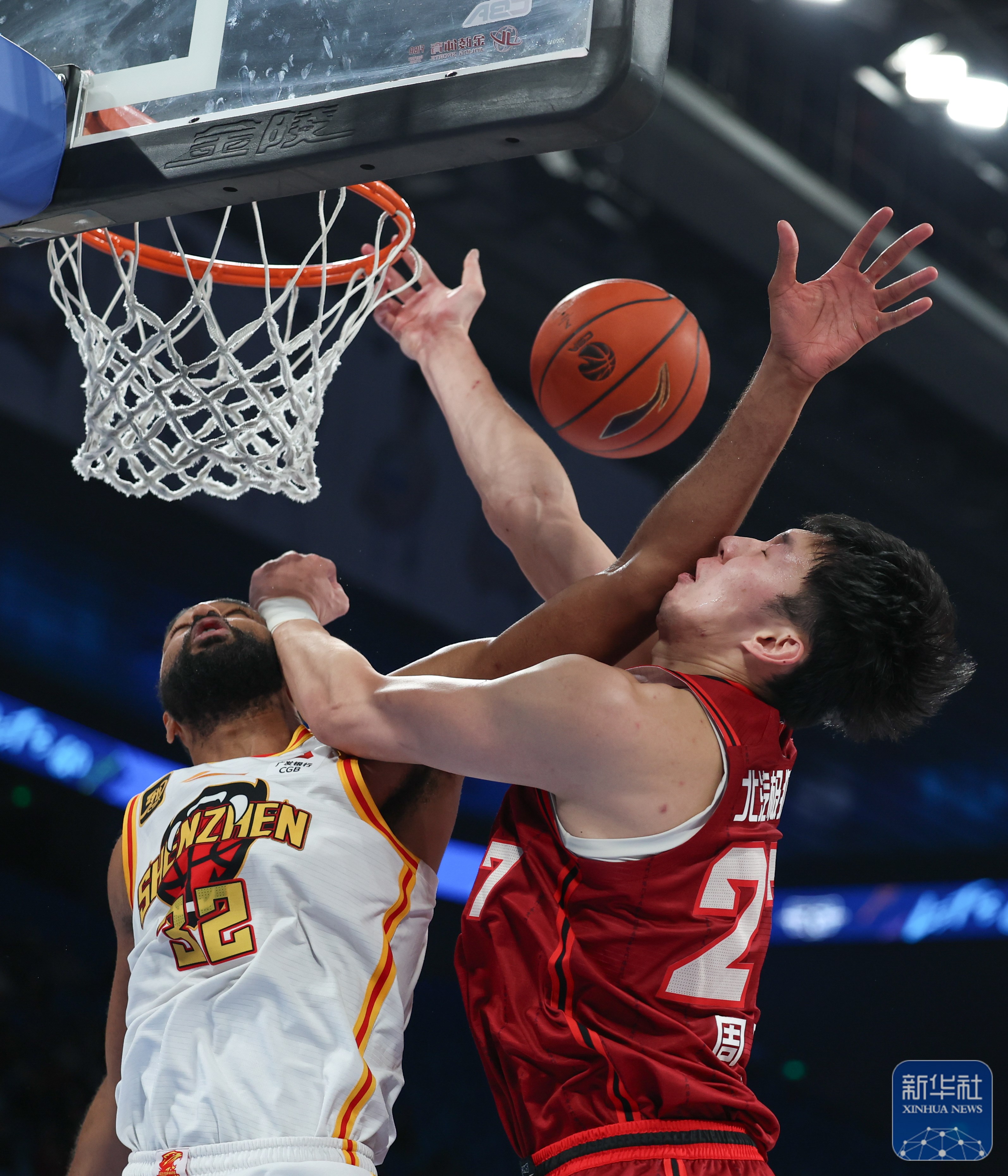 广东队火力全开迎战新疆男篮，激战在即