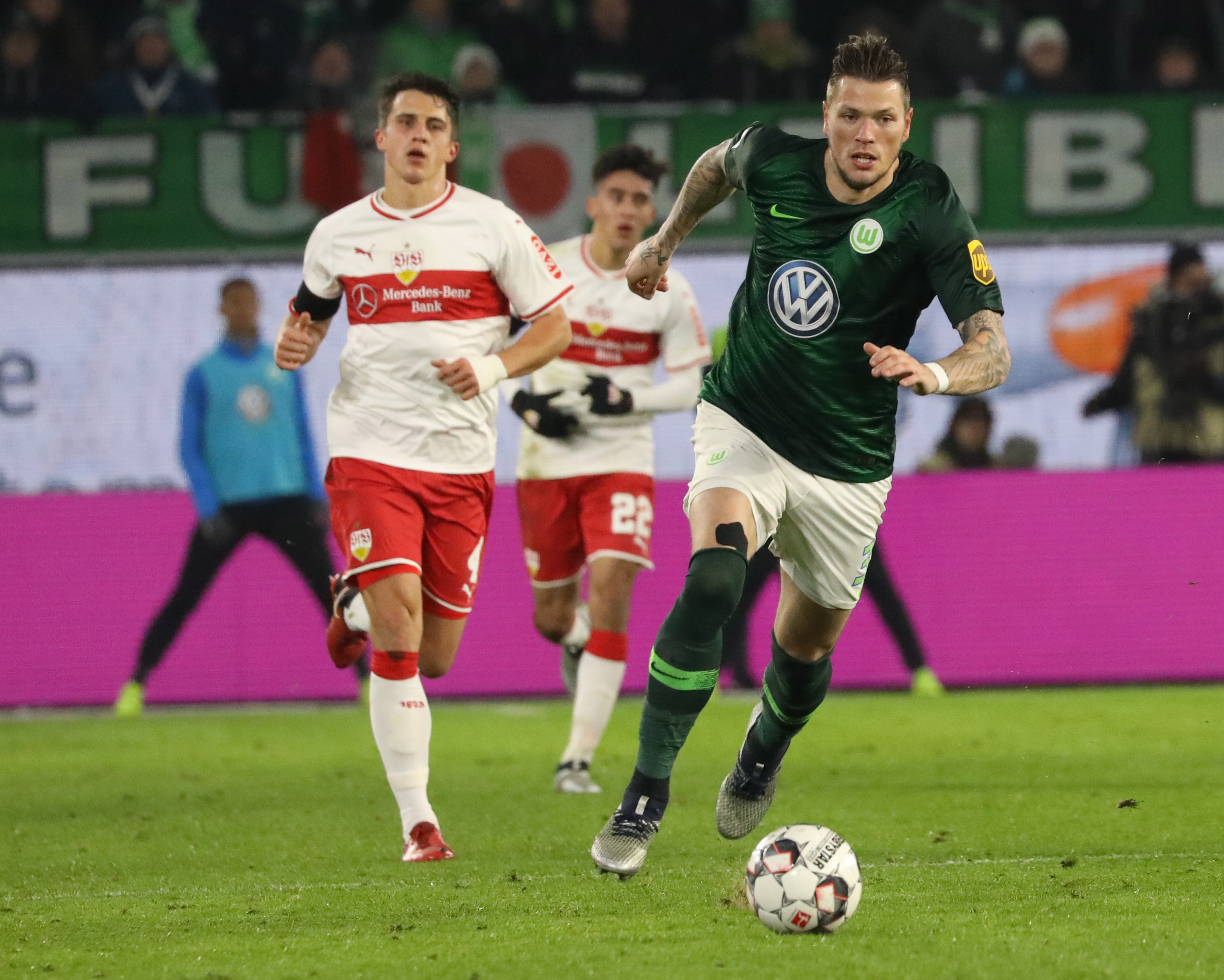 沃尔夫斯堡球员表现出色,助球队升至中游 沃尔夫斯堡球员表现出色,助球队升至中游