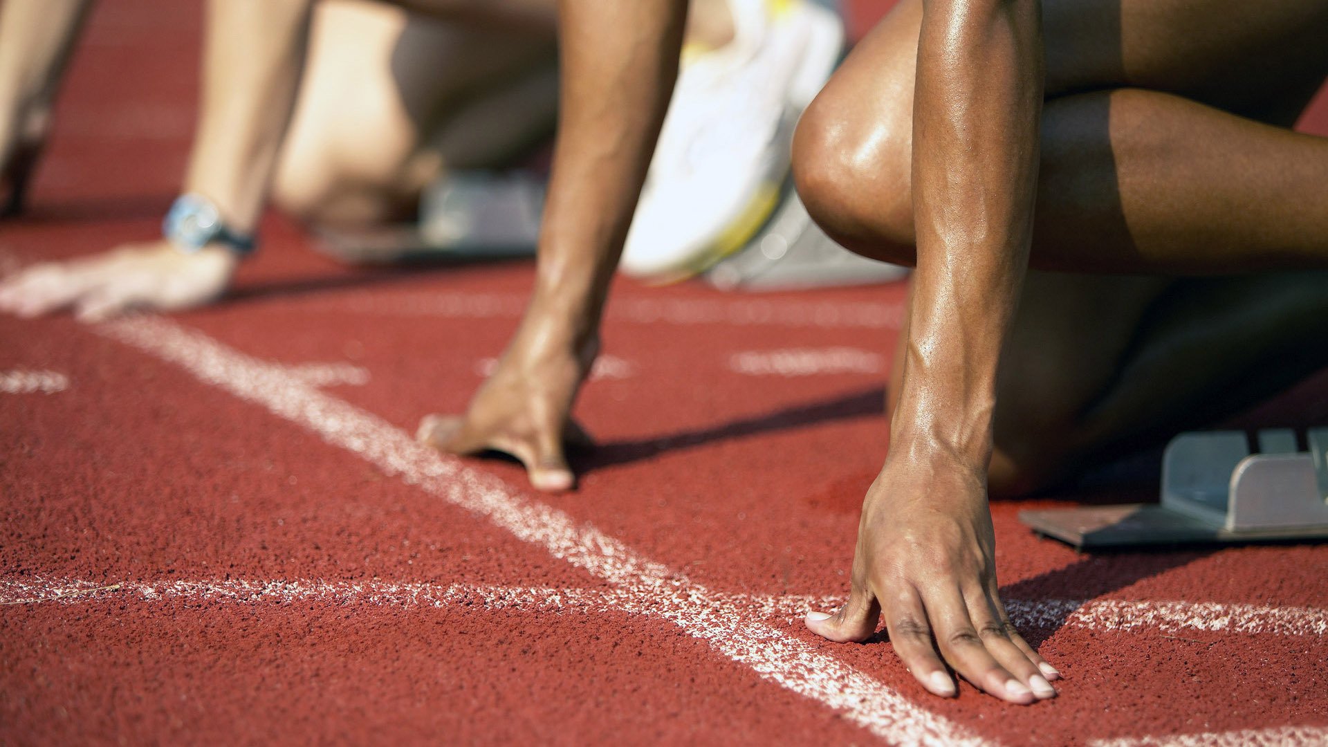 张继科状态火热难掩团队隐忧，日本队险胜奥地利队背后的乒乓变局